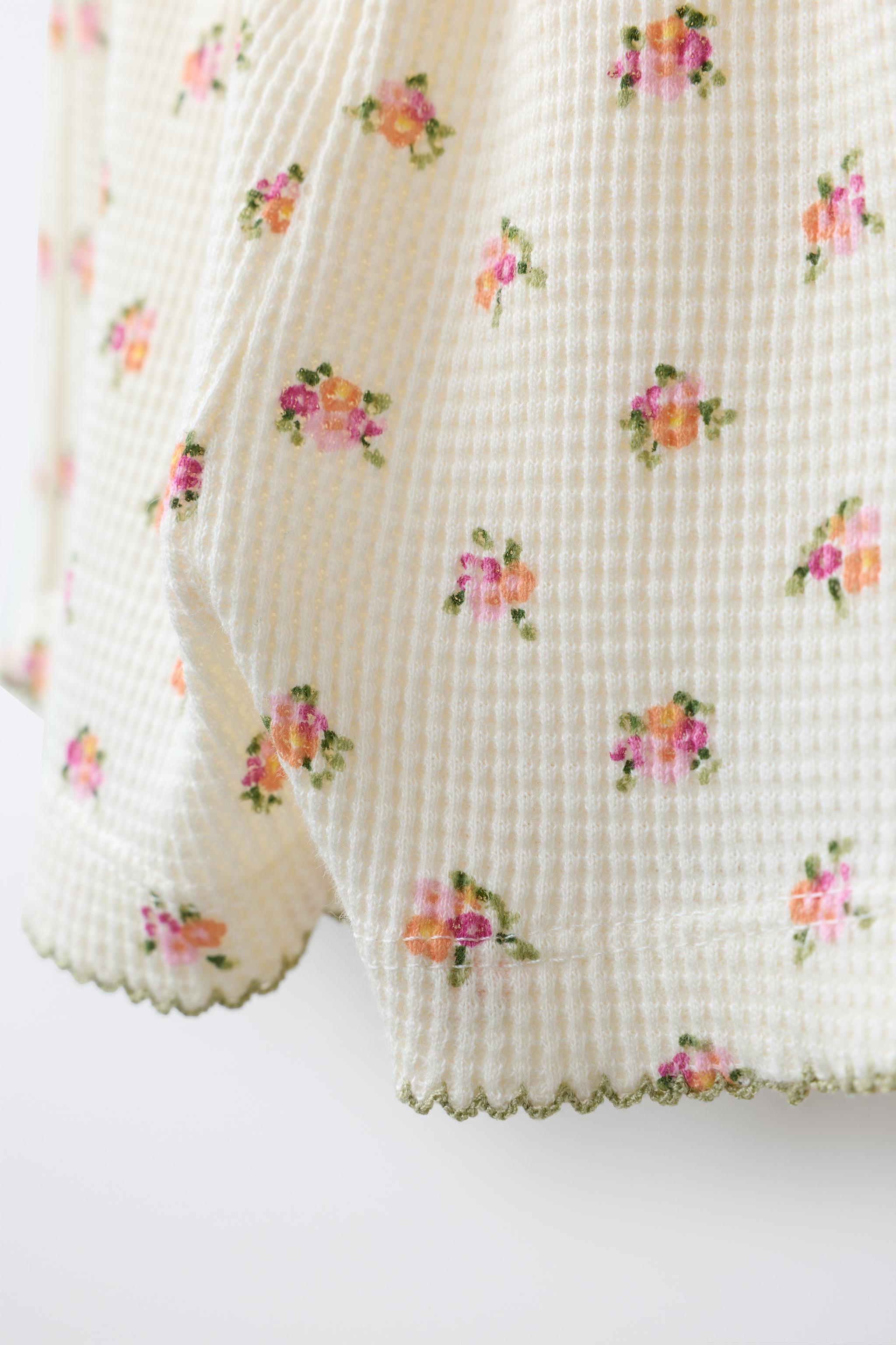 SHORT GAUFRÉ À FLEURS